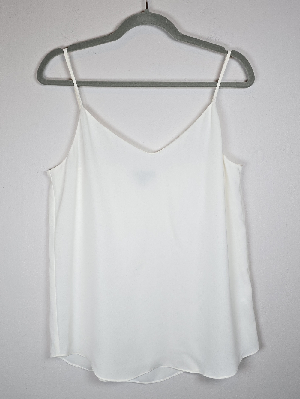 J. Crew Women's V-Neck Cami Top 8T Chic Feminine Office Dinner Vacation Dainty